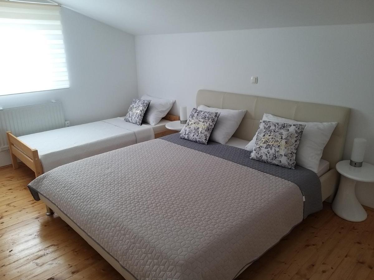 Apartment Kale ชิเบนิก ภายนอก รูปภาพ